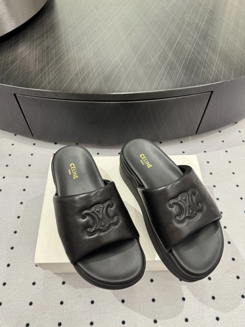 Stylish Cxlxne Slippers 116151