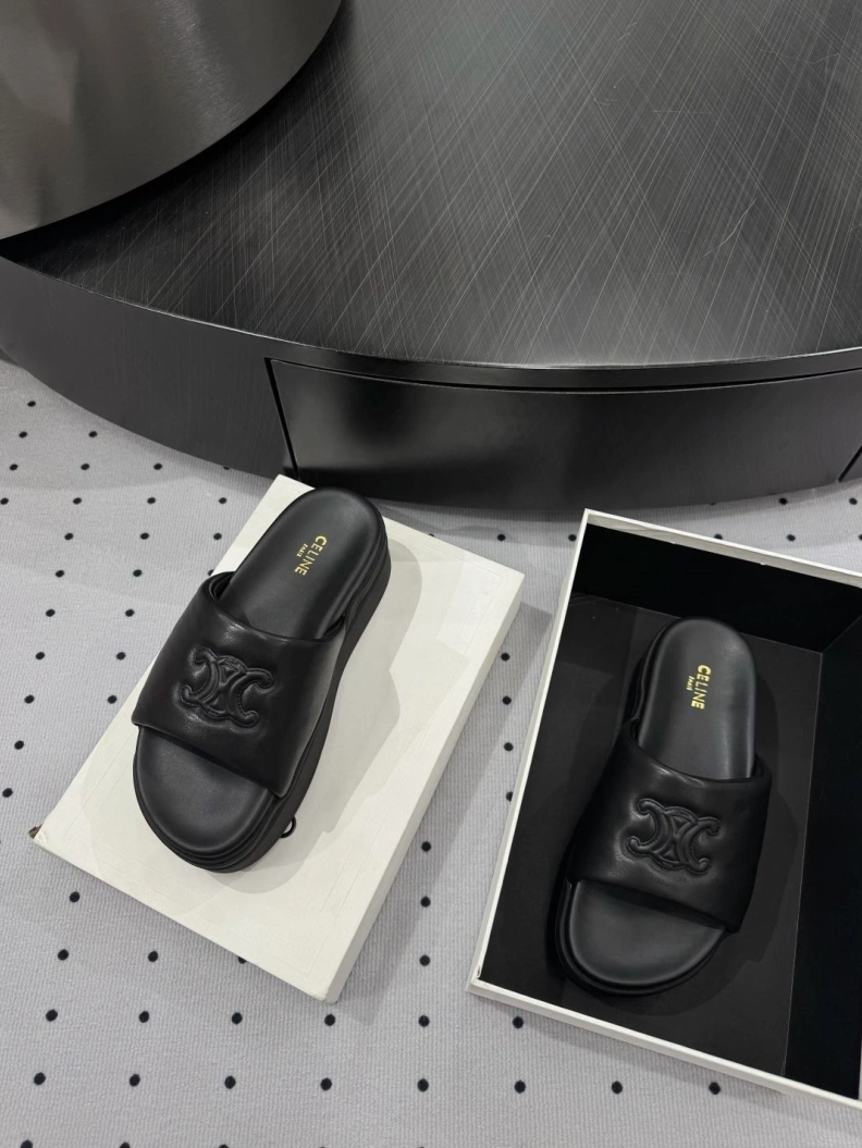Stylish Cxlxne Slippers 116151