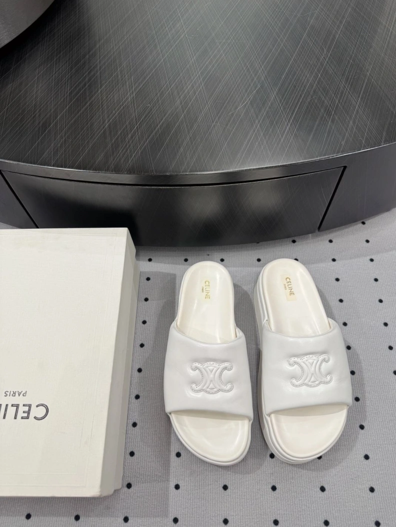 UrbanStyle Cxlxne Slippers 116149