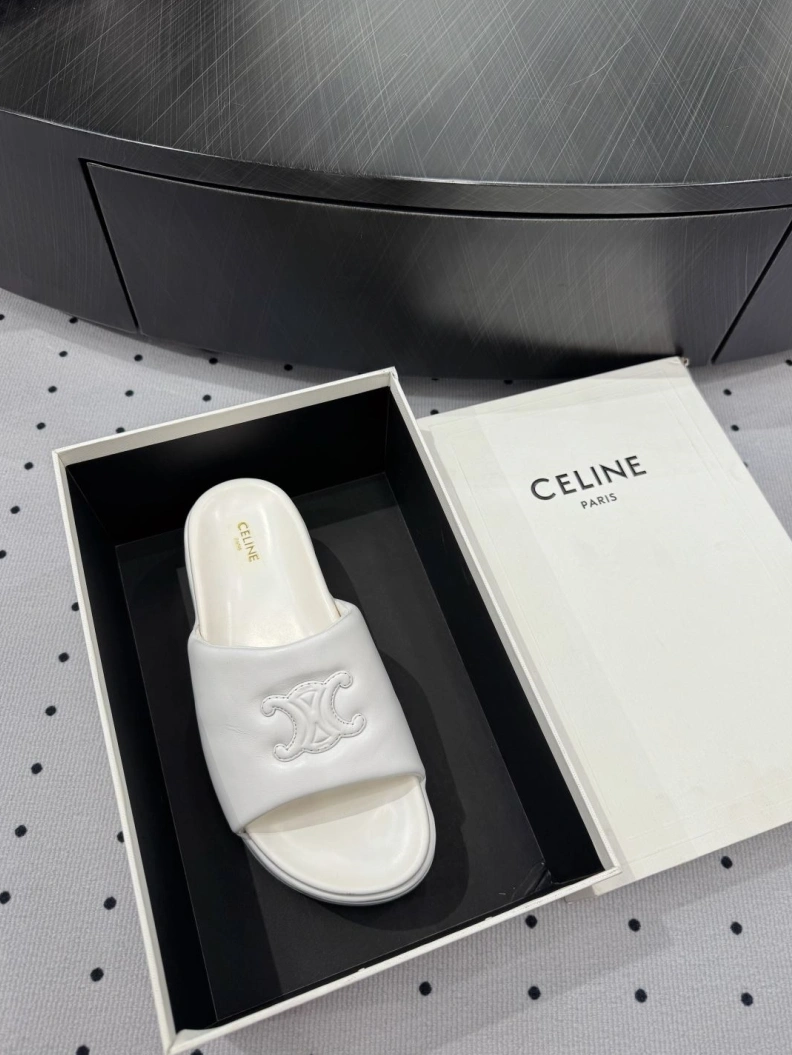 UrbanStyle Cxlxne Slippers 116149