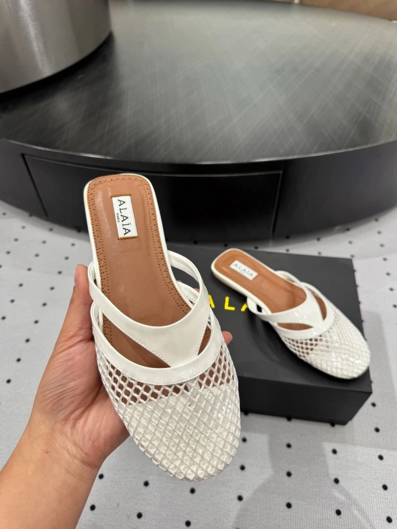 Othxr Slippers Trendy 212400