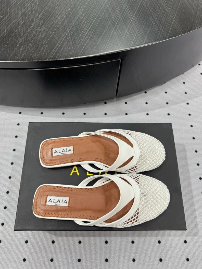 Othxr Slippers Trendy 212400