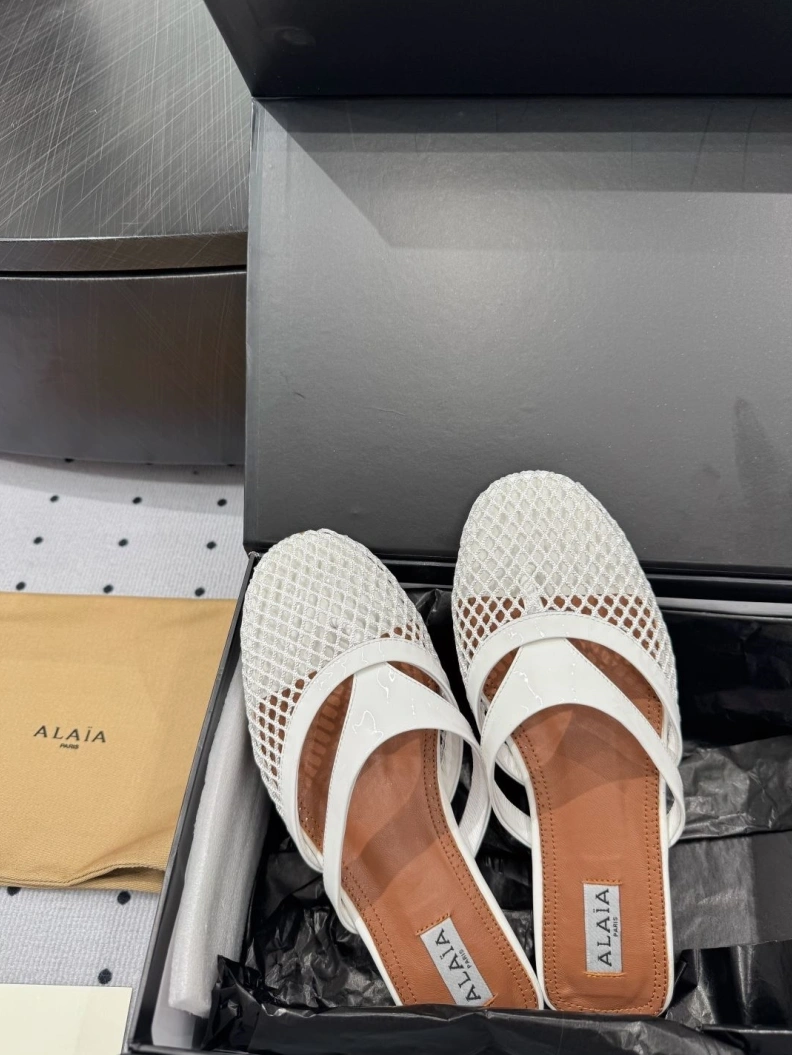 Othxr Slippers Trendy 212400