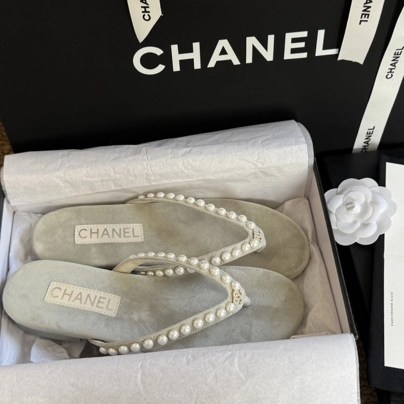 Chxnxl Slippers Bright 119837