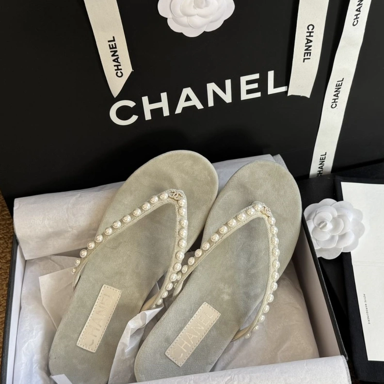 Chxnxl Slippers Bright 119837