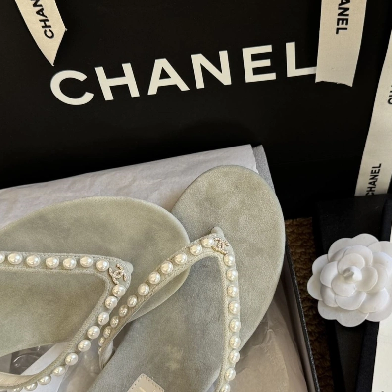Chxnxl Slippers Bright 119837
