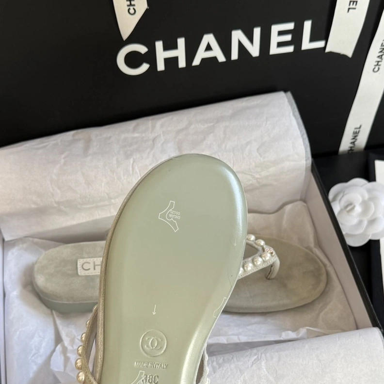 Chxnxl Slippers Bright 119837