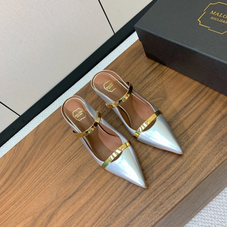 EyeCatching Othxr Sandals 212448