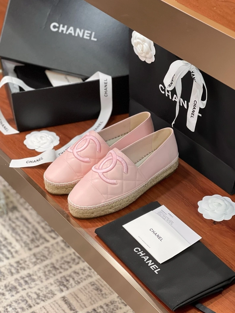 Vibrant Chxnxl Flat Shoes 120928