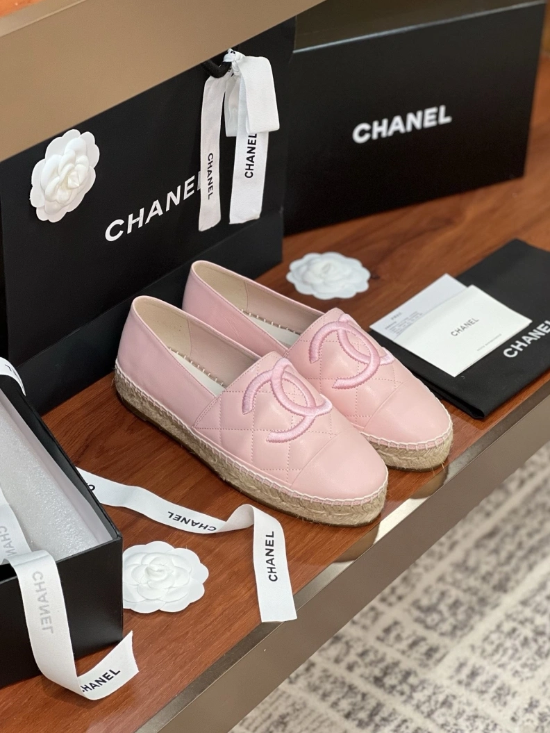Vibrant Chxnxl Flat Shoes 120928