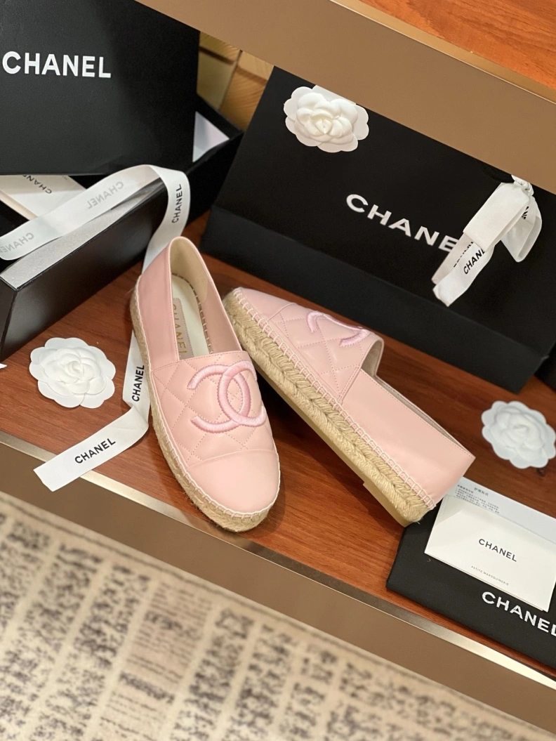 Vibrant Chxnxl Flat Shoes 120928