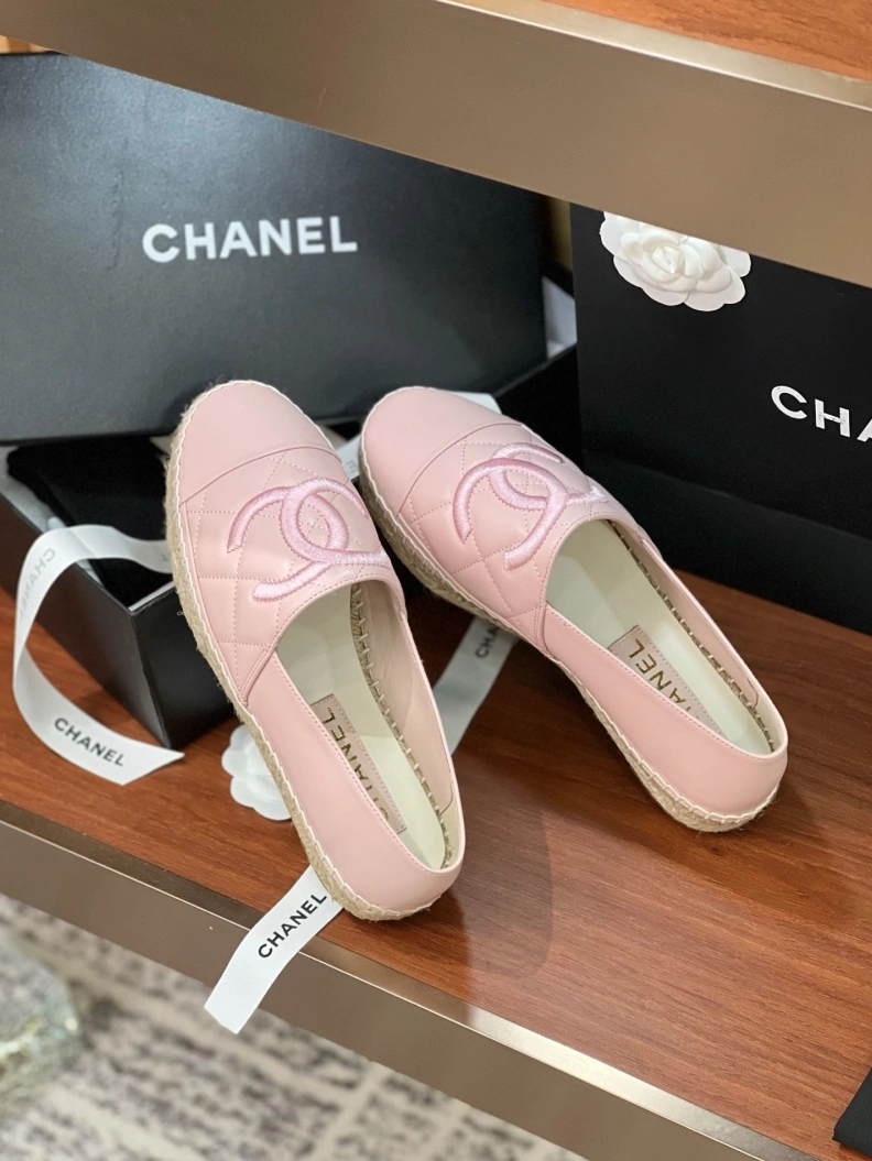 Vibrant Chxnxl Flat Shoes 120928