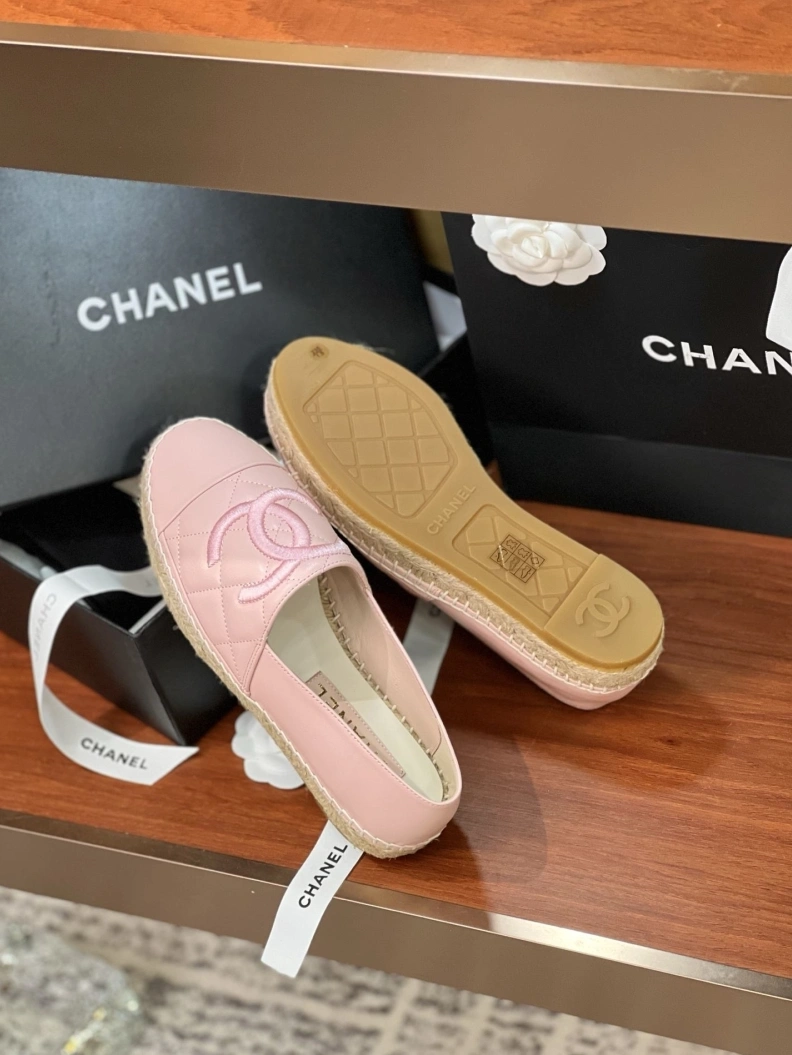 Vibrant Chxnxl Flat Shoes 120928