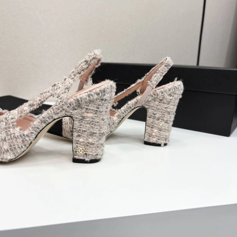 Chxnxl Sandals Bold 120396