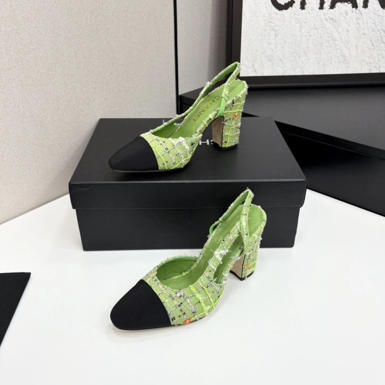 Classic Chxnxl Sandals 120373