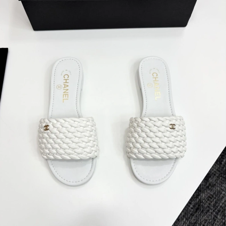 Chxnxl Sandals Resilient 120363