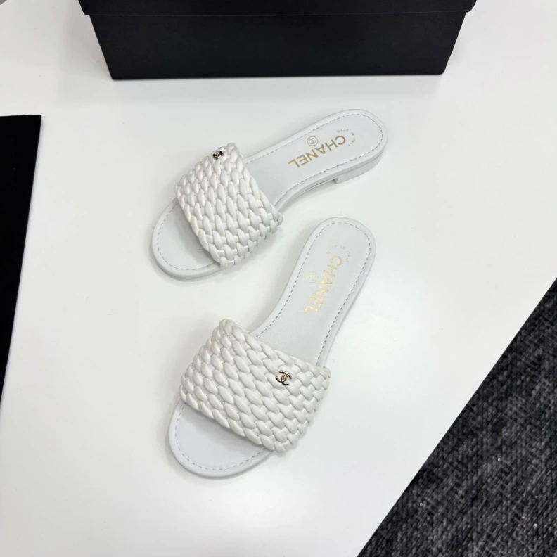Chxnxl Sandals Resilient 120363