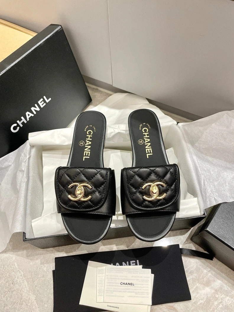 SportInspired Chxnxl Slippers 119829