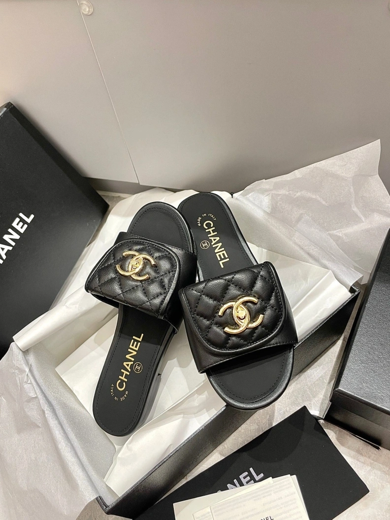SportInspired Chxnxl Slippers 119829
