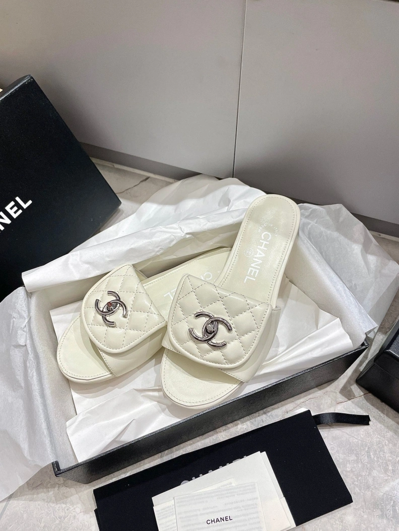 Chxnxl Slippers GoAnywhere 119835