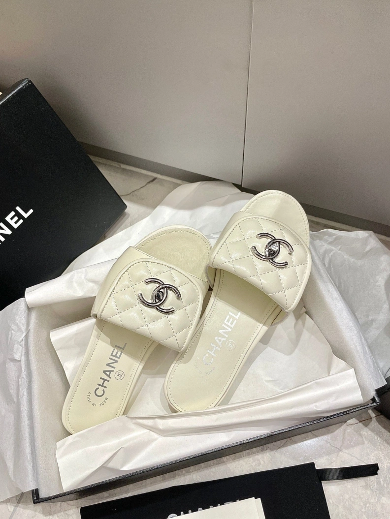 Chxnxl Slippers GoAnywhere 119835