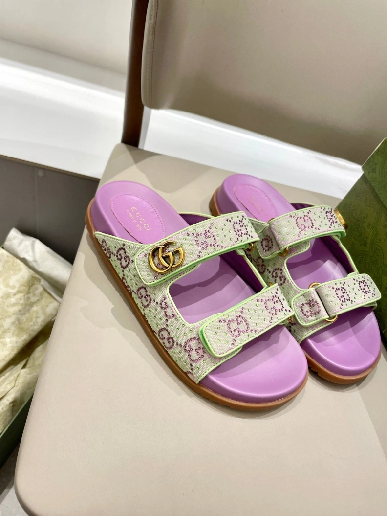 Elegant Gxccx Sandals 157496