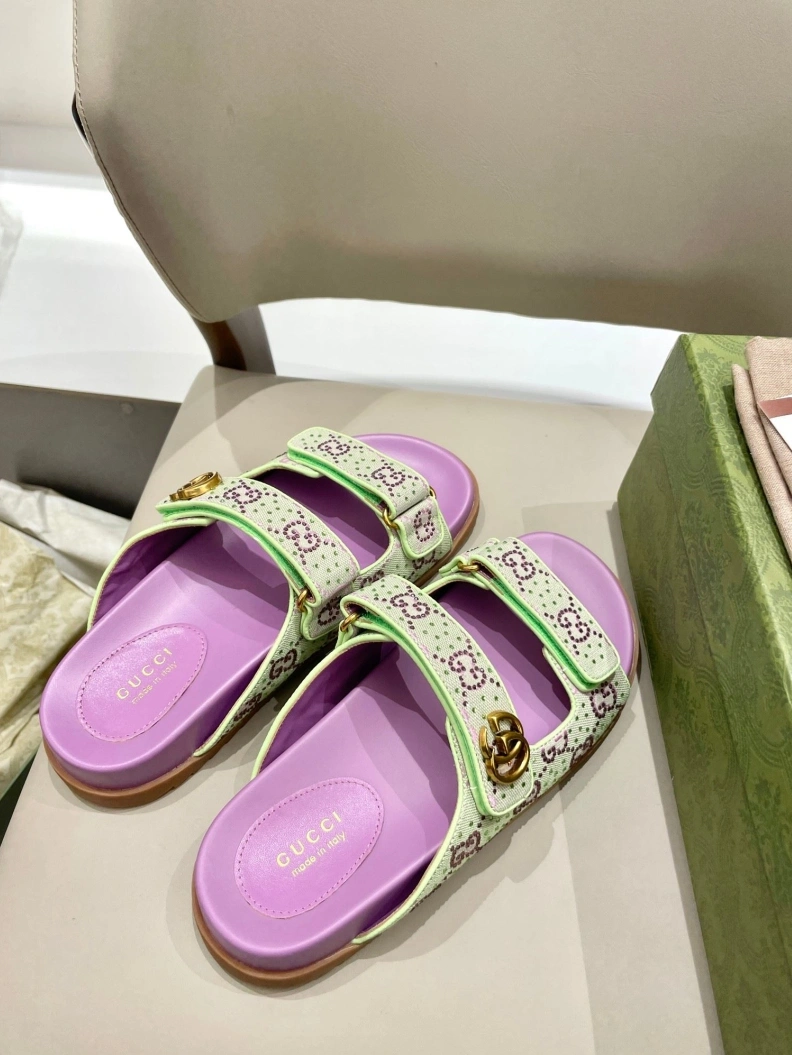Elegant Gxccx Sandals 157496