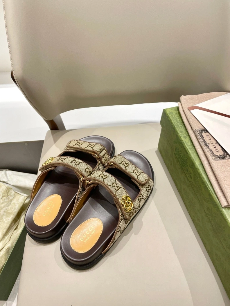 Gxccx Sandals Timeless 157494