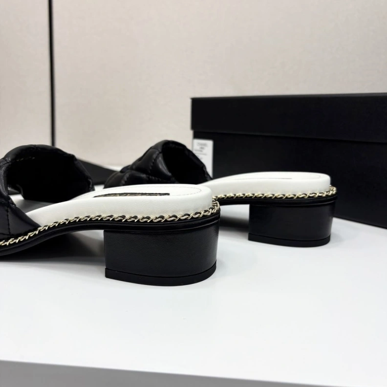 EasyMatch Chxnxl Sandals 120360