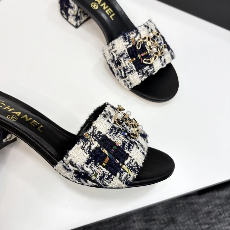 Soft Chxnxl Sandals 120351