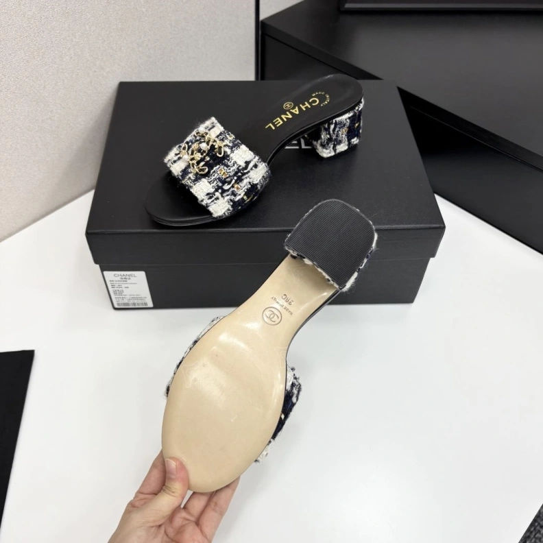 Soft Chxnxl Sandals 120351