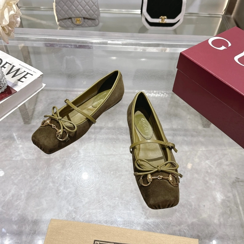 Unique Gxccx Flat Shoes 157655