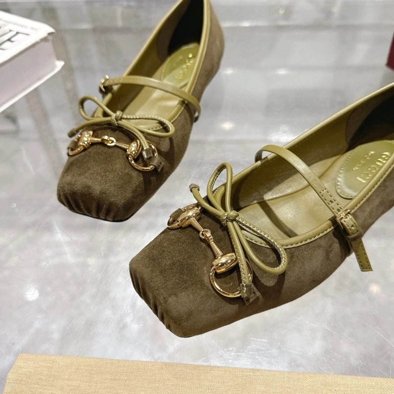 Unique Gxccx Flat Shoes 157655