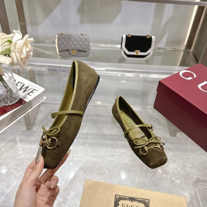 Unique Gxccx Flat Shoes 157655