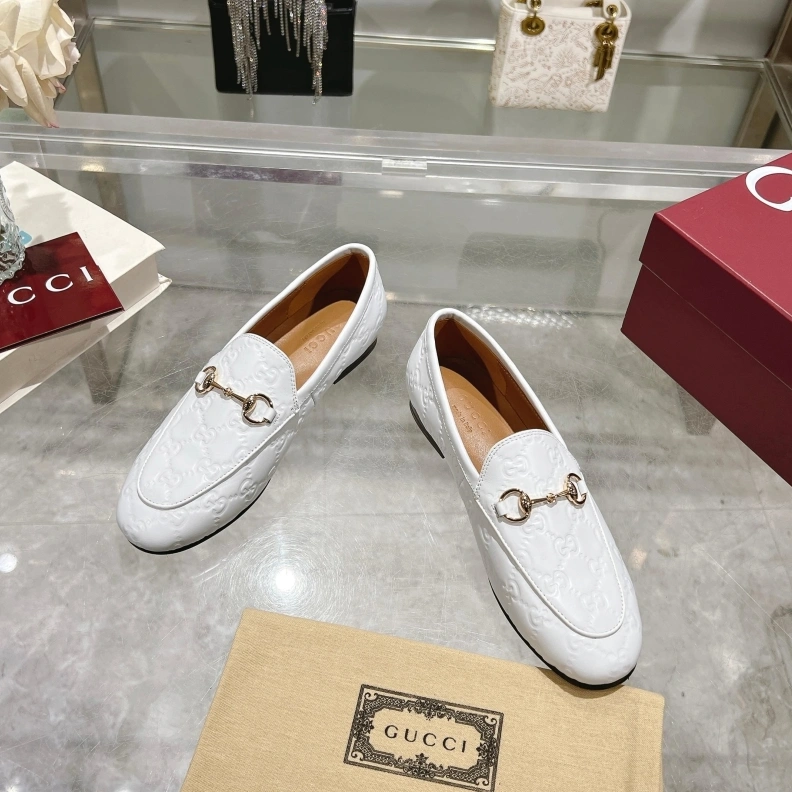Trendy Gxccx Leather Shoes 157584