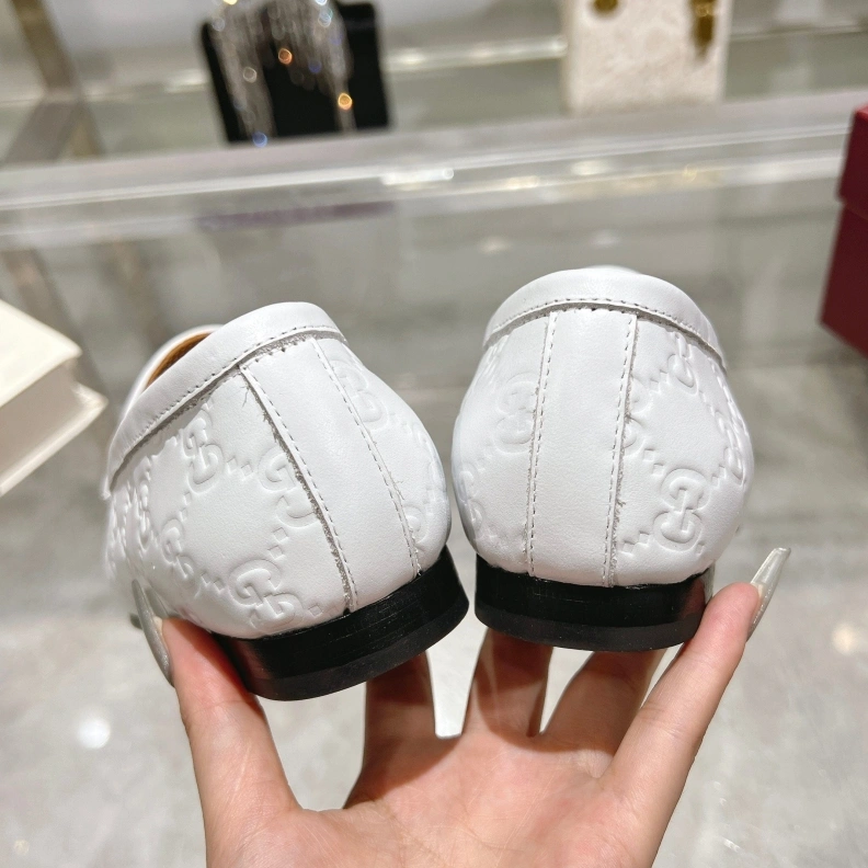 Trendy Gxccx Leather Shoes 157584
