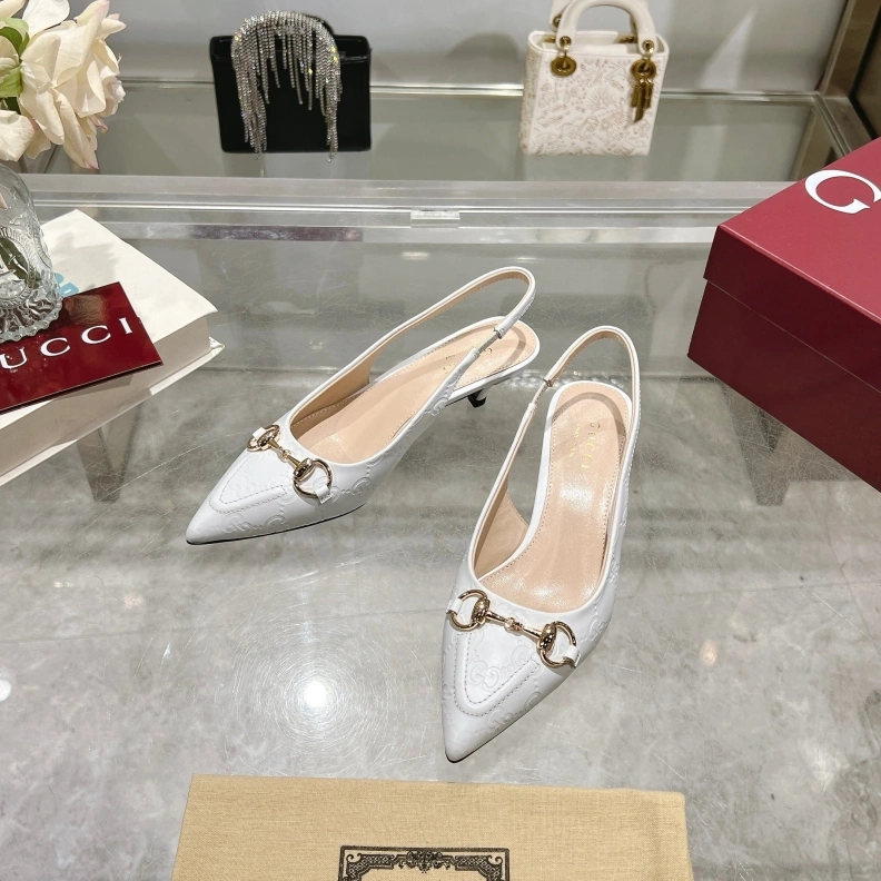Gxccx Sandals Reliable 157497