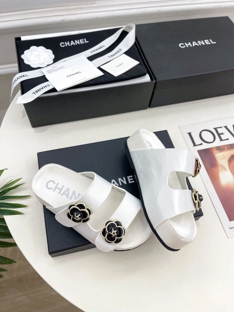 Chxnxl Slippers Compact 119830