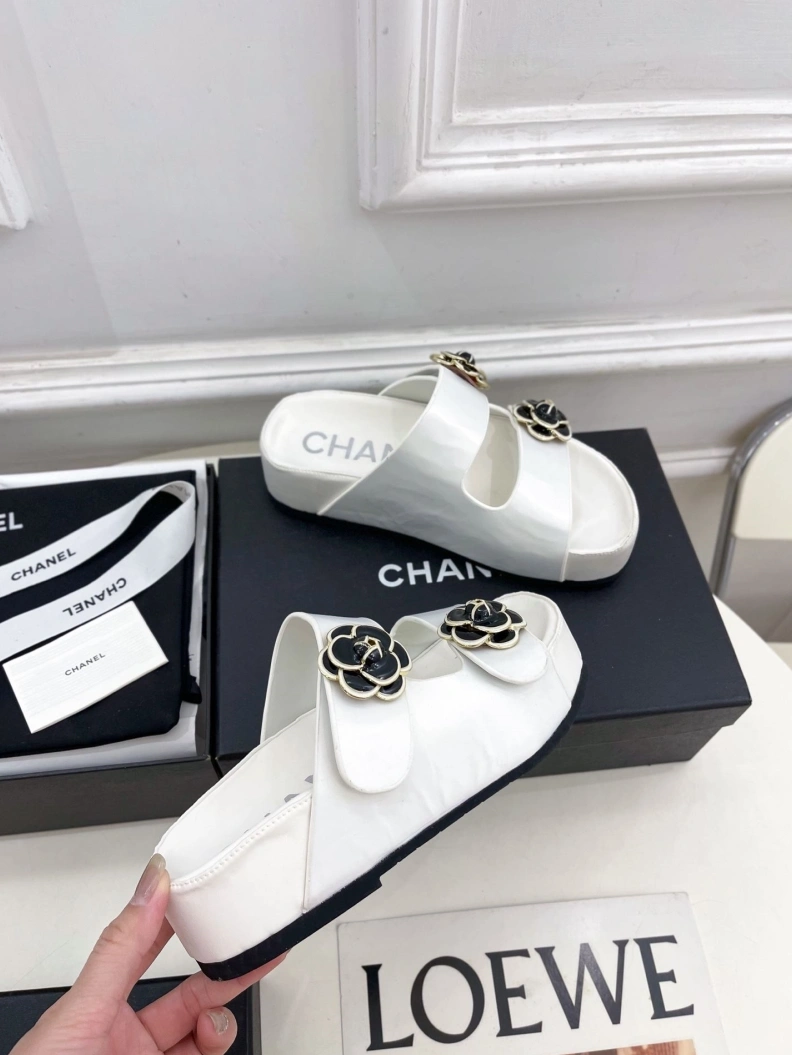 Chxnxl Slippers Compact 119830