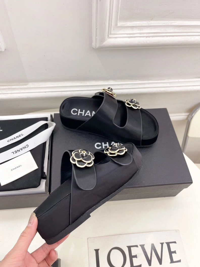 Reliable Chxnxl Slippers 119821