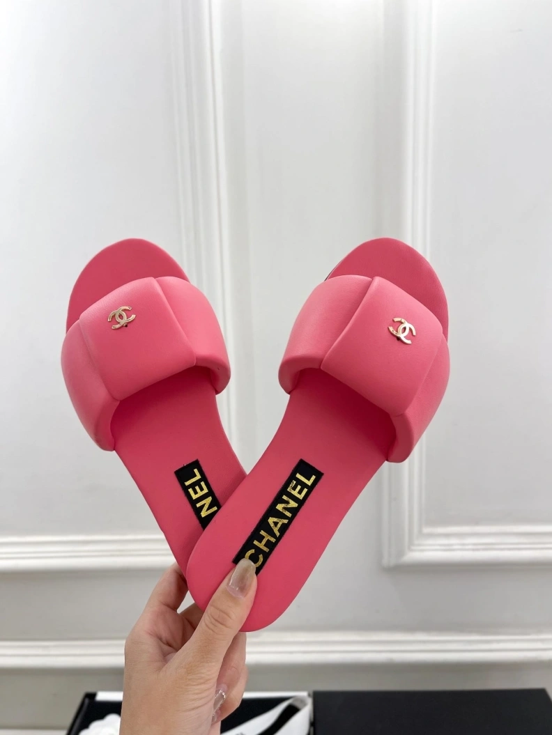 Modern Chxnxl Slippers 119817