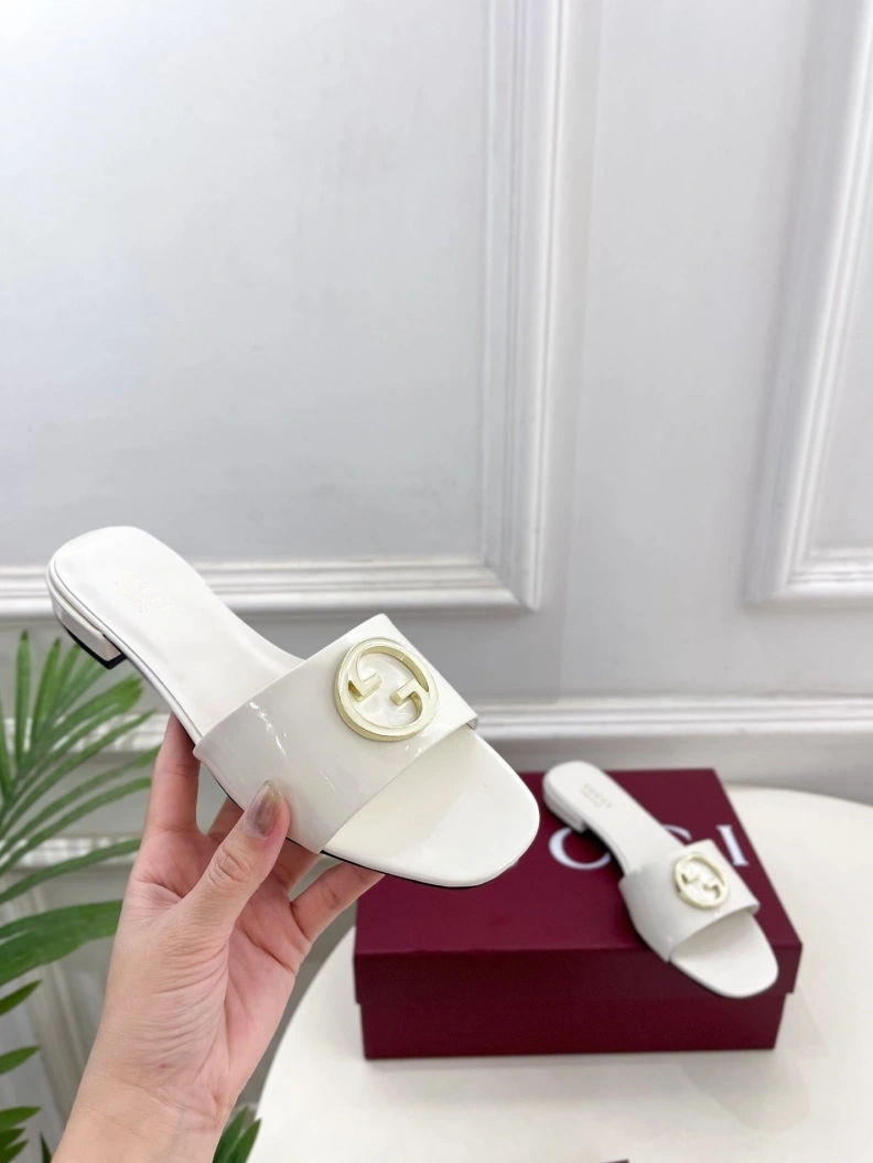 Gxccx Slippers Compact 157370