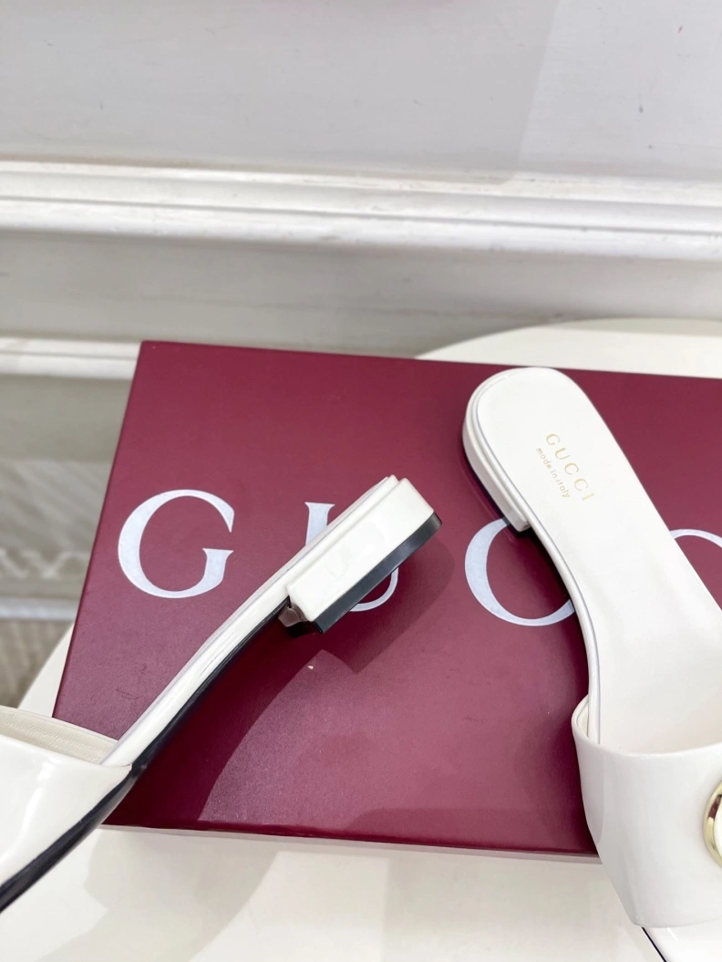 Gxccx Slippers Compact 157370