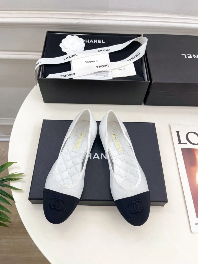 Efficient Chxnxl Flat Shoes 120921