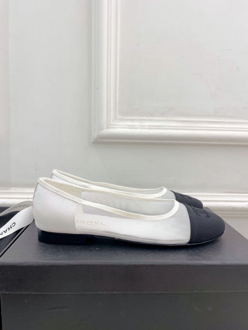 Efficient Chxnxl Flat Shoes 120921