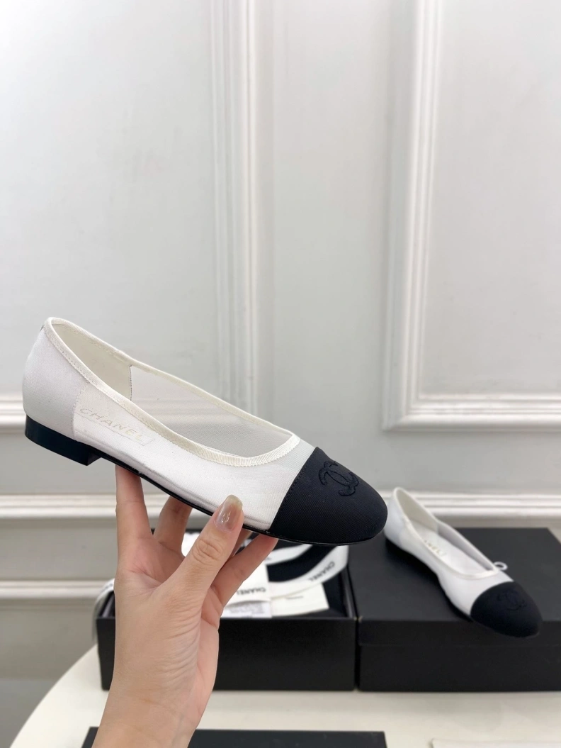 Efficient Chxnxl Flat Shoes 120921