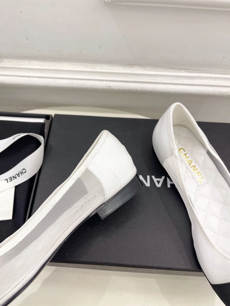 Efficient Chxnxl Flat Shoes 120921