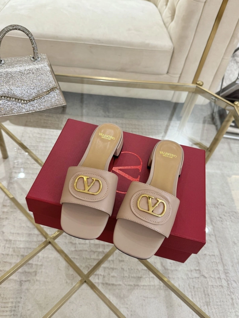 Gxvxnchy Slippers UrbanStyle 152854