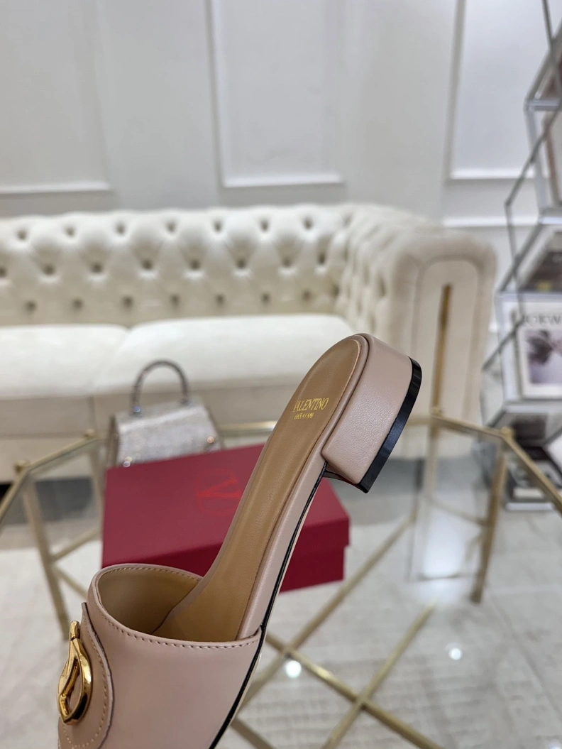 Gxvxnchy Slippers UrbanStyle 152854