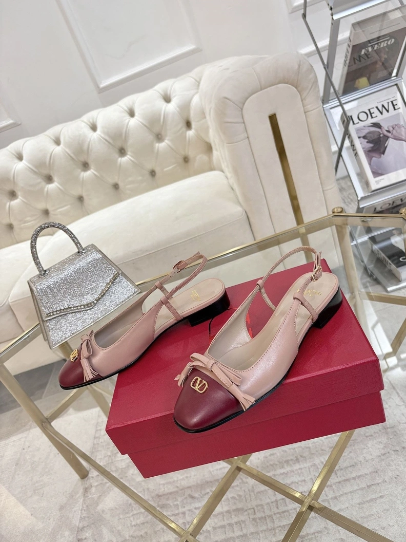 Stylish Vxlxntino Sandals 229620